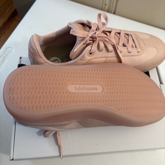 Lululemon Womens City Verse Sneakers in Precocious Pink size 8.5 - Picture 5 of 16